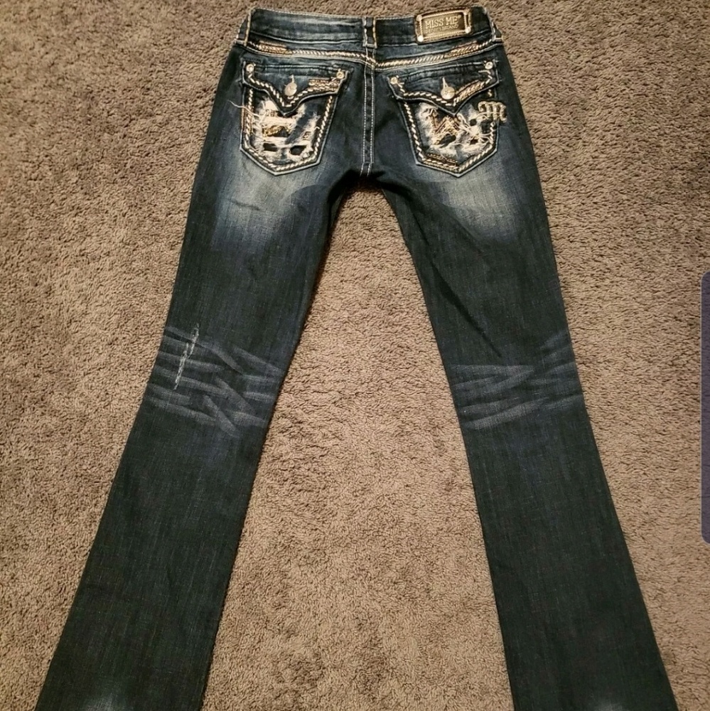Miss Me boot cut Jean's 26×35 - Picture 3 of 4